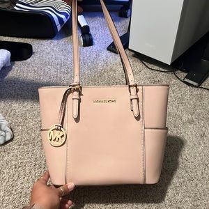 Michael Kors Jet Set Travel Tote